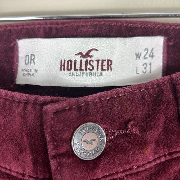 Hollister Women's Skinny Pants in Deep Burgundy - Picture 4 of 4